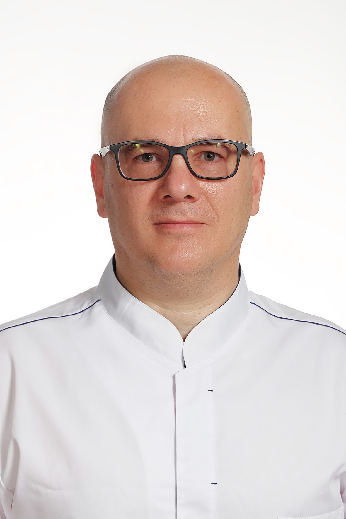 Иноятов Сергей Михайлович, врач-стоматолог-хирург  Медицинского центра Доктора Амосовой, Алушта, Крым